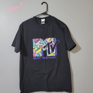 MTV t-shirt